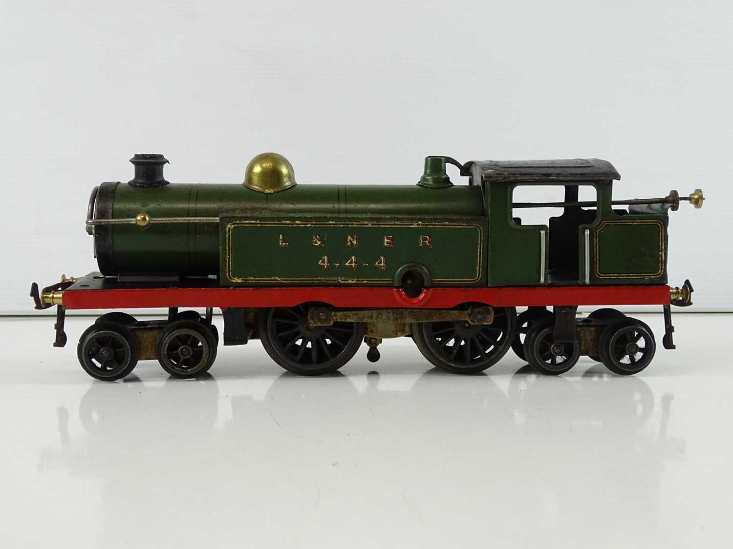 Lot 536 - A HORNBY O Gauge clockwork No. 2 4-4-4 steam...