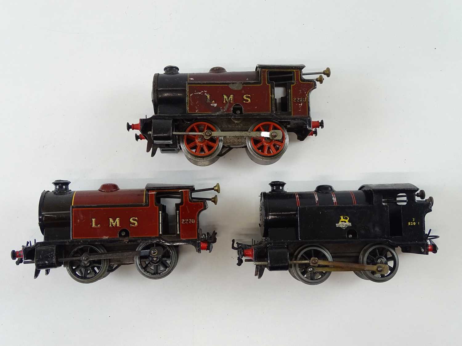 Lot 538 - A trio of clockwork HORNBY O Gauge small steam...