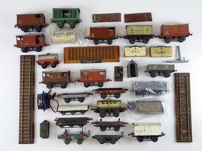 Lot 549 - A mixed group of O Gauge wagons, parts and...