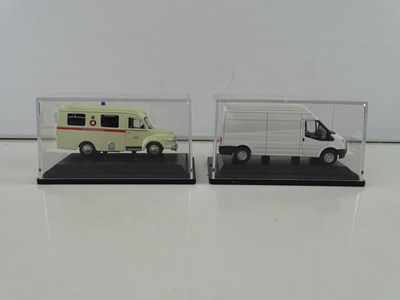 Lot 9 - A quantity of 1:76 scale cars and vans by...