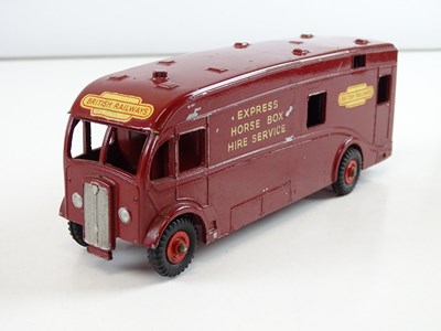 Lot 91 - A group of DINKY toys comprising 25x, 555, 581...