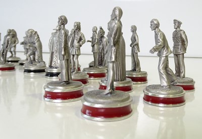 Lot 459 - DR WHO: A Danbury Mint pewter chess set...