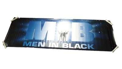 Lot 484 - MEN IN BLACK (1997) - commercial banner - 3.4...