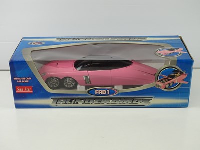 Lot 514 - THUNDERBIRDS (2004) A SUNSTAR 1:18 scale...