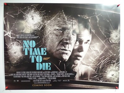 Lot 54 - JAMES BOND : NO TIME TO DIE (2021) - a group...