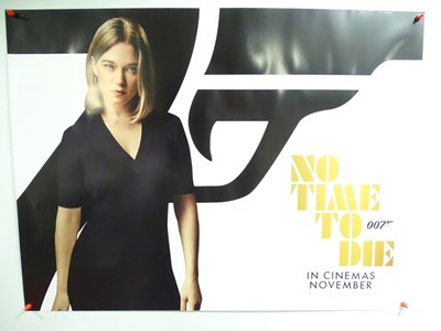 Lot 55 - JAMES BOND : NO TIME TO DIE (2021) - a group...