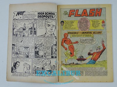 Lot 54 - FLASH #137 - (1963 - DC - UK Cover Price) KEY...