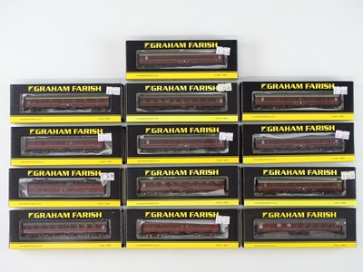 Lot 156 - A large quantity of GRAHAM FARISH N gauge MK1...