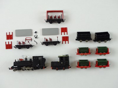 Lot 172 - A small group of unboxed HOe/009 locomotives...