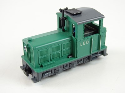 Lot 174 - A ROCO HOe/009 diesel locomotive together with...