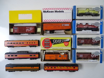 Lot 195 - A group of HO gauge American outline rolling...