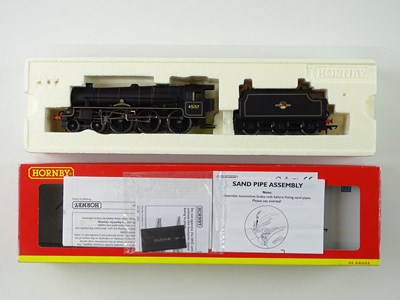 Lot 212 - A pair of HORNBY OO gauge Black 5 steam...