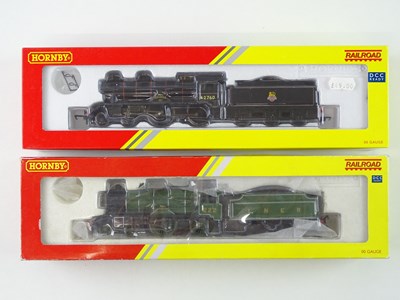 Lot 225 - A pair of HORNBY OO gauge LNER/ex-LNER Hunt...