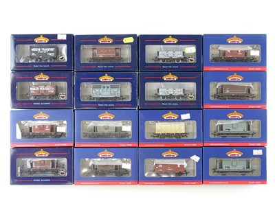 Lot 233 - A group of mixed BACHMANN OO gauge wagons of...