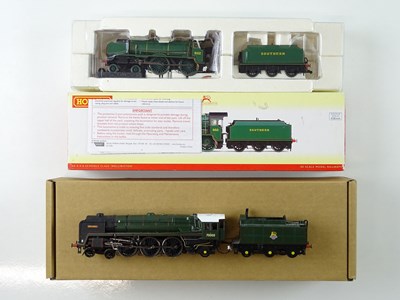 Lot 259 - A pair of HORNBY OO gauge steam locomotives...