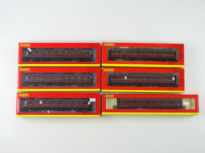 Lot 285 - A group of HORNBY OO gauge ex-LNER Gresley...