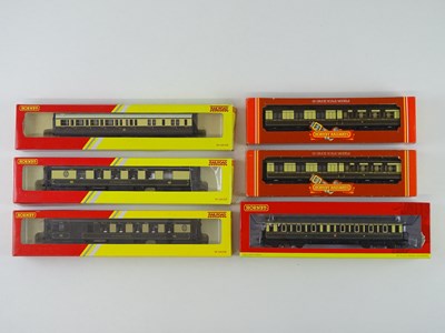 Lot 291 - A group of HORNBY OO gauge coaches to include...