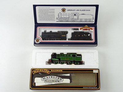 Lot 318 - A BACHMANN OO gauge class J39 steam locomotive...