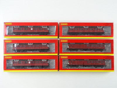 Lot 327 - A group of HORNBY OO gauge Thompson and...