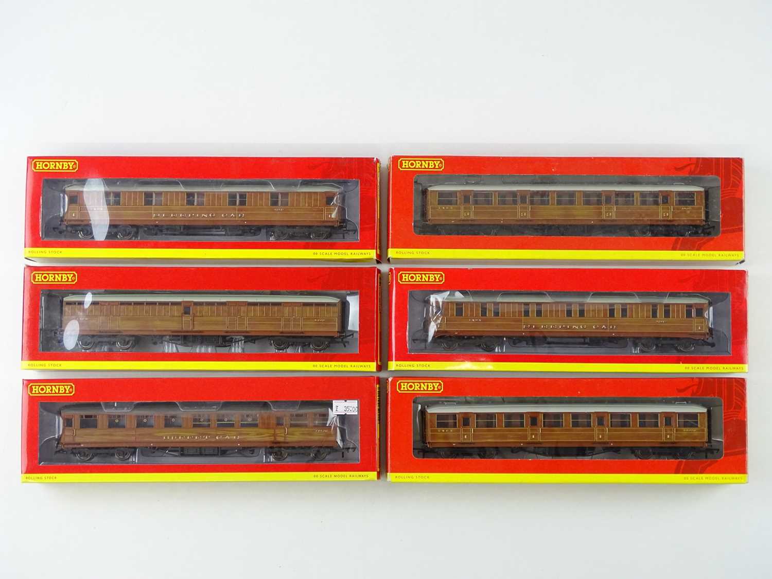 Lot 328 - A group of HORNBY OO gauge Gresley main line...