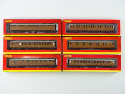 Lot 329 - A group of HORNBY OO gauge Gresley main line...