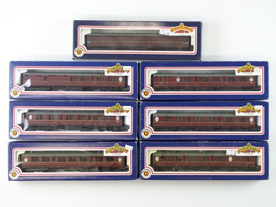 Lot 333 - A group of BACHMANN OO gauge Thompson coaches...