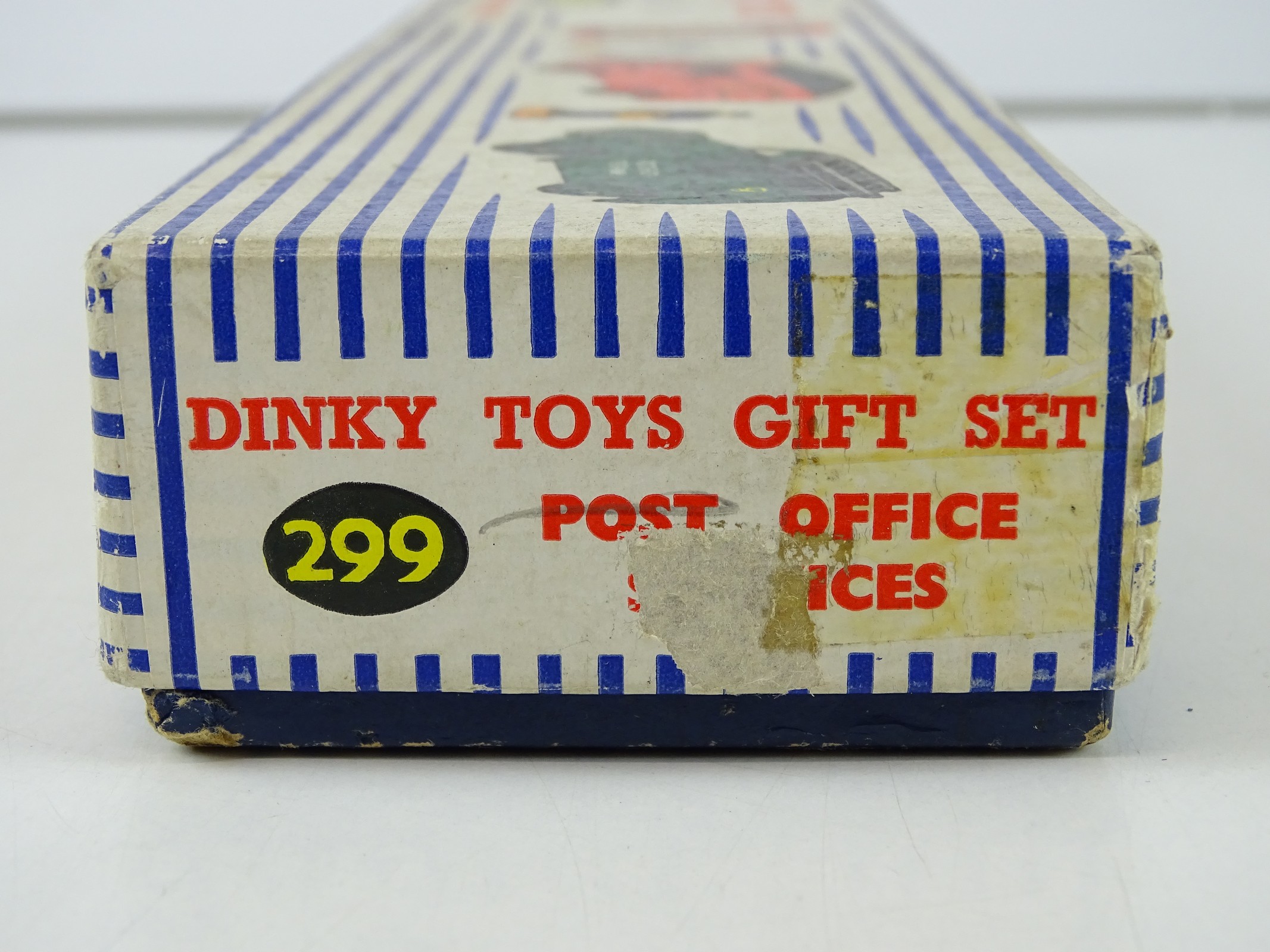 Lot 35 A DINKY TOYS Gift Set no. 299 'Post Office