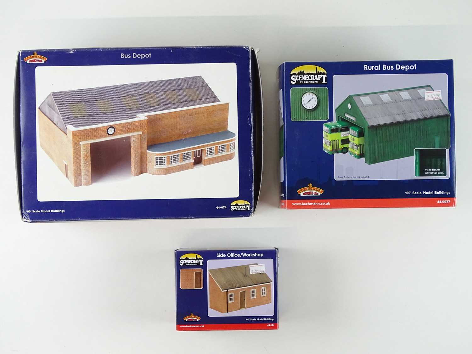 Lot 352 - A group of BACHMANN SCENECRAFT OO gauge resin...