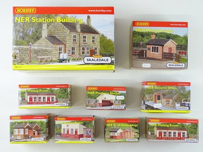 Lot 361 - A group of HORNBY SKALEDALE OO gauge resin...