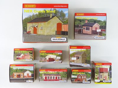 Lot 362 - A group of HORNBY SKALEDALE OO gauge resin...