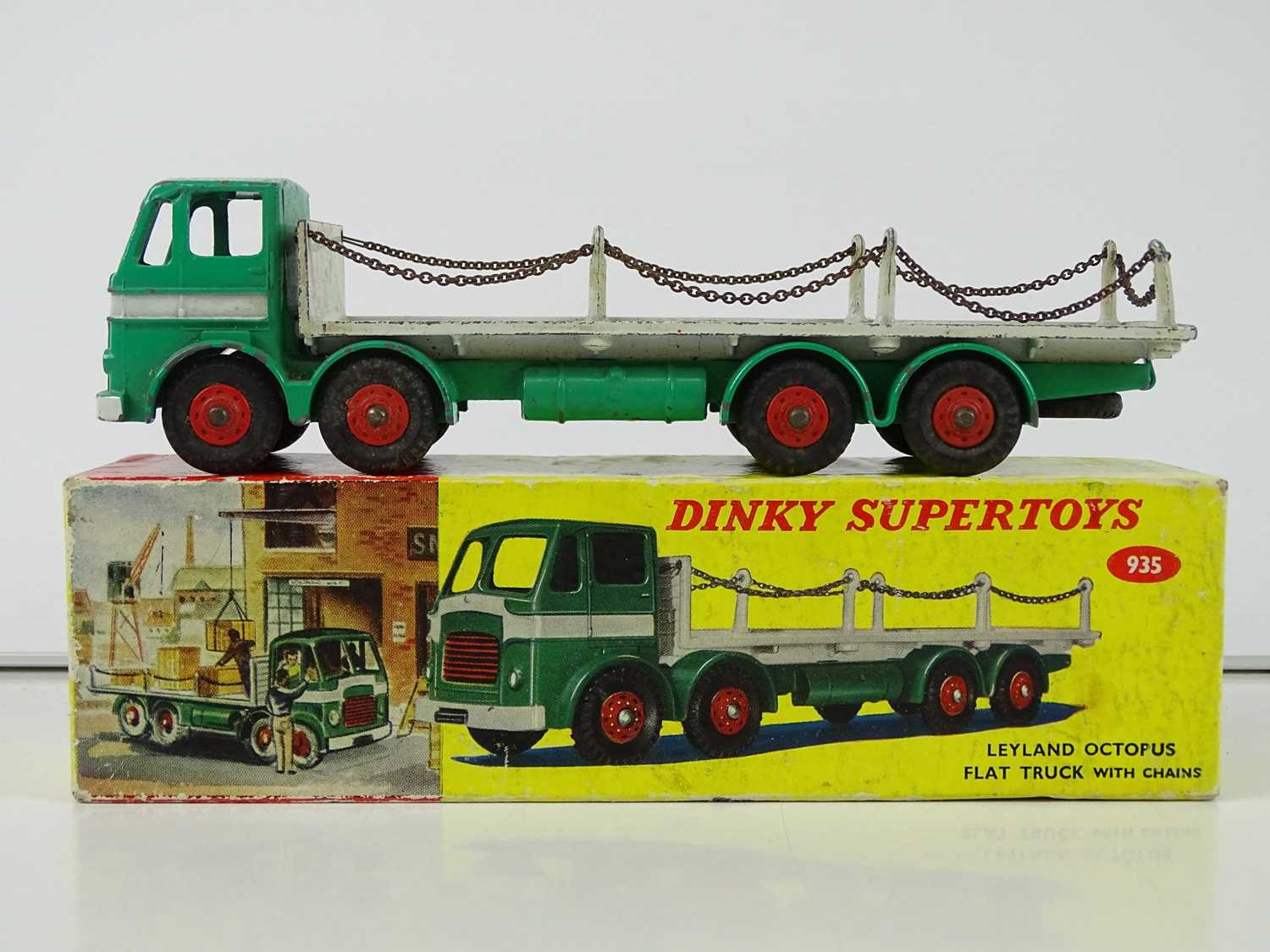 Lot 39 - A DINKY 935 Leyland Octopus Flat Truck with...
