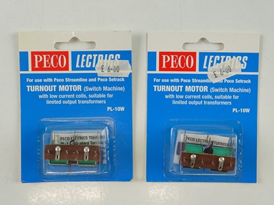 Lot 392 - A mixed group of OO gauge model railway...