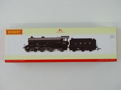Lot 430 - A HORNBY OO gauge R2998 class B1 steam...