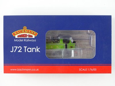 Lot 454 - A BACHMANN OO gauge 31-063 NER E1 class steam...