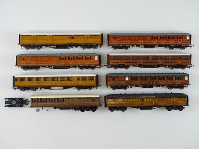Lot 473 - A group of kitbuilt OO gauge coaches by...