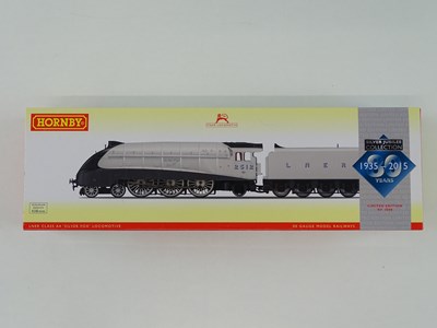 Lot 529 - A HORNBY OO gauge R3309 Silver Jubilee...