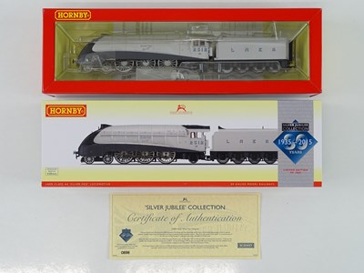 Lot 529 - A HORNBY OO gauge R3309 Silver Jubilee...