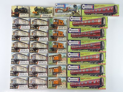 Lot 550 - A large quantity of unbuilt AIRFIX and...