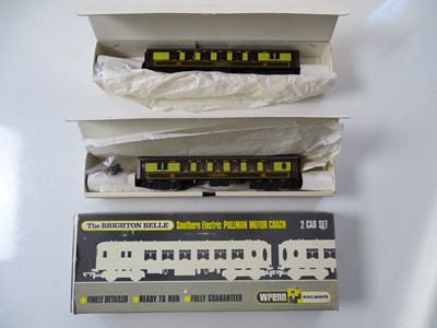 Lot 583 - A WRENN OO gauge W3006/7 Brighton Belle 2-car...