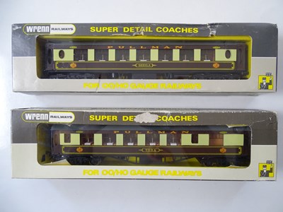 Lot 584 - A pair of WRENN OO gauge Pullman coaches...