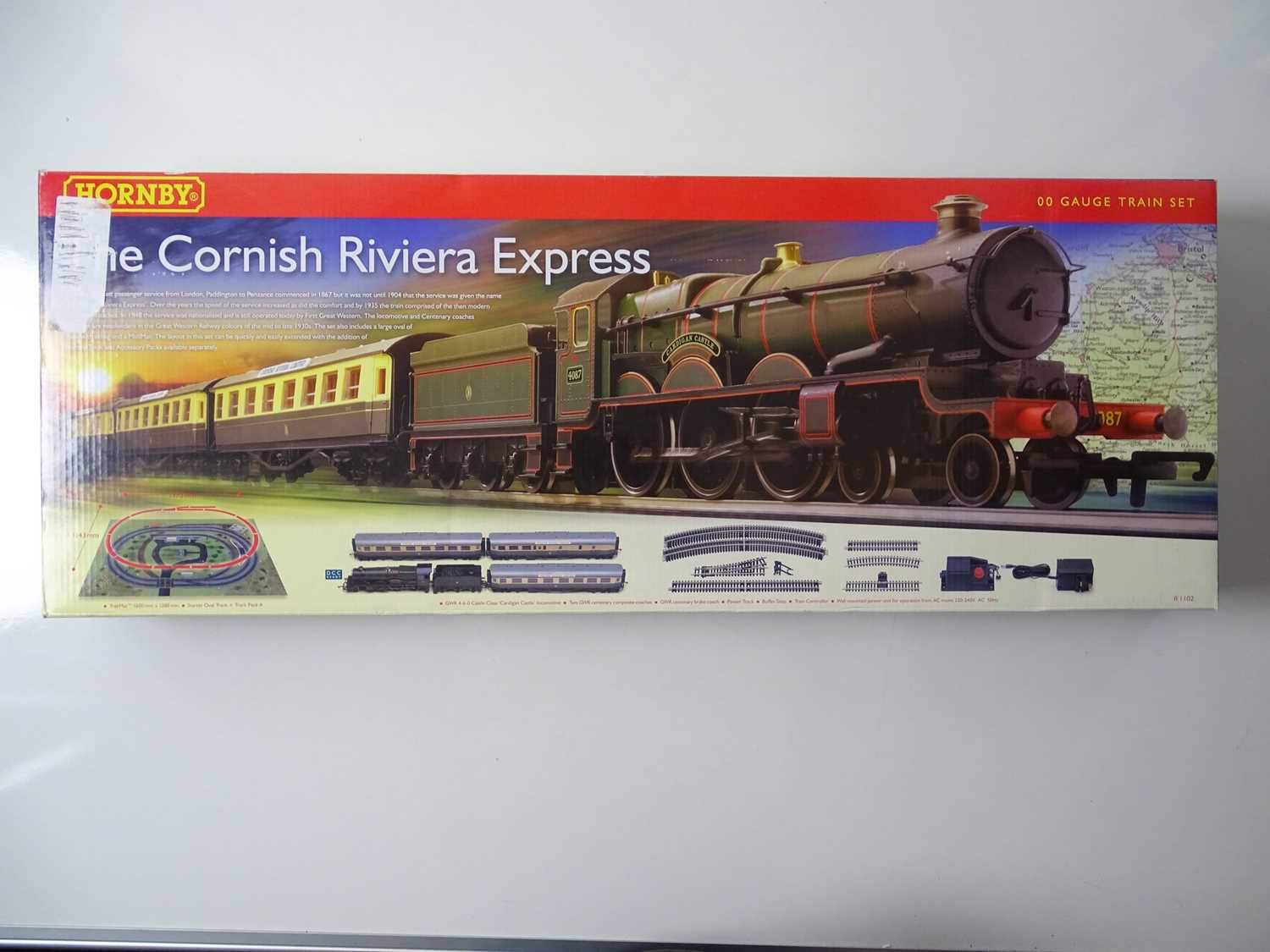 Lot 621 - A HORNBY OO gauge R1102 'Cornish Riviera...
