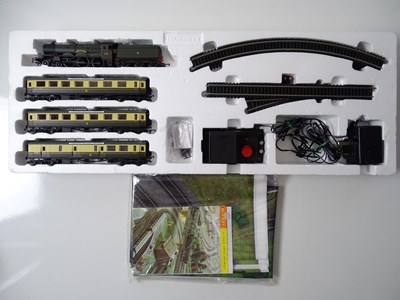 Lot 621 - A HORNBY OO gauge R1102 'Cornish Riviera...