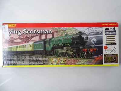 Lot 622 - A HORNBY OO gauge R1039 'Flying Scotsman Train...