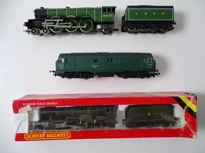 Lot 624 - A group of OO gauge steam and diesel...