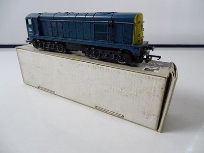 Lot 634 - A WRENN OO gauge W2230 Class 20 diesel...