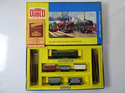 Lot 649 - A HORNBY DUBLO OO gauge 2-rail 2030...