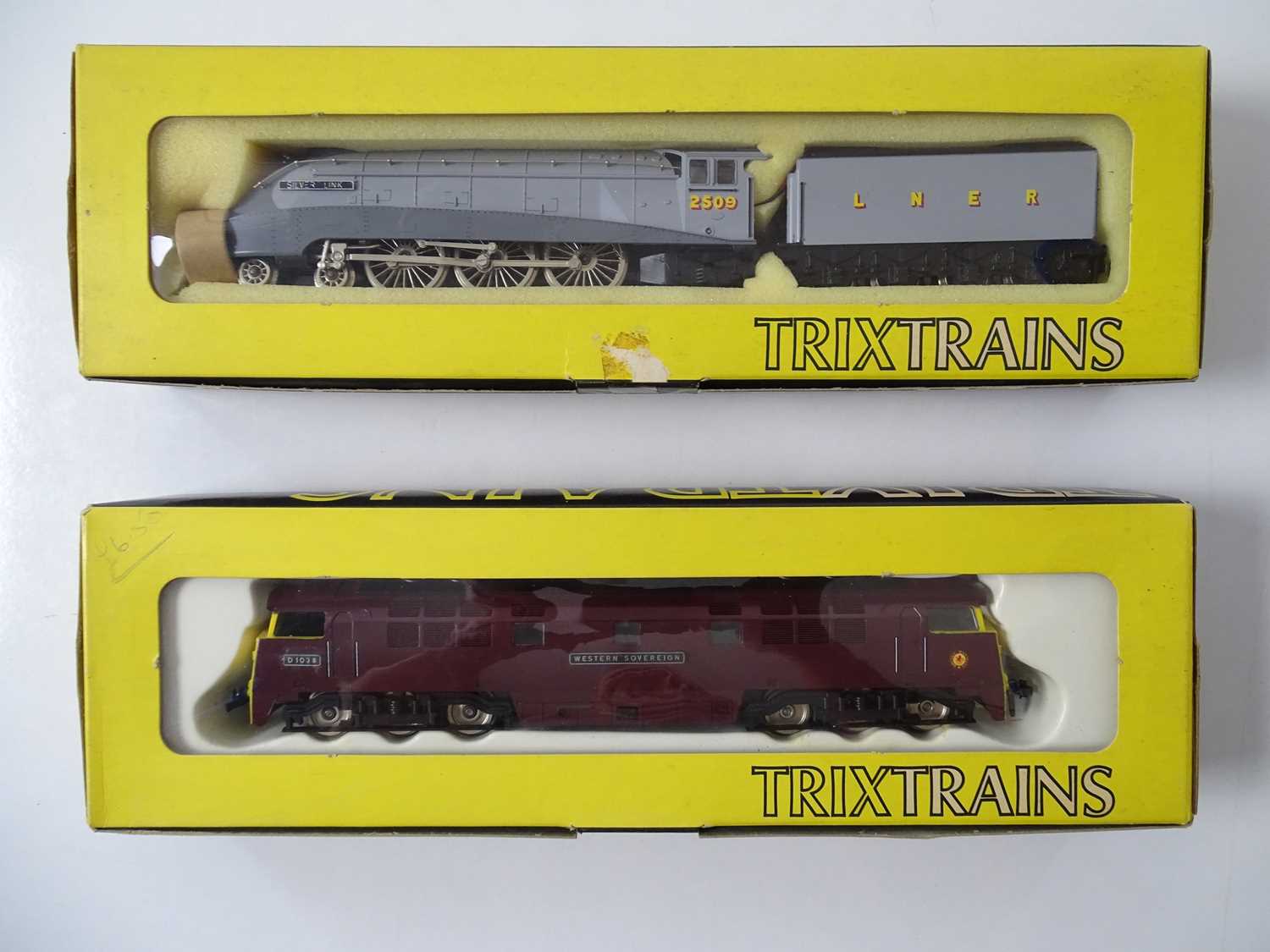 Lot 659 - A pair of TRIX OO gauge locomotives comprising...