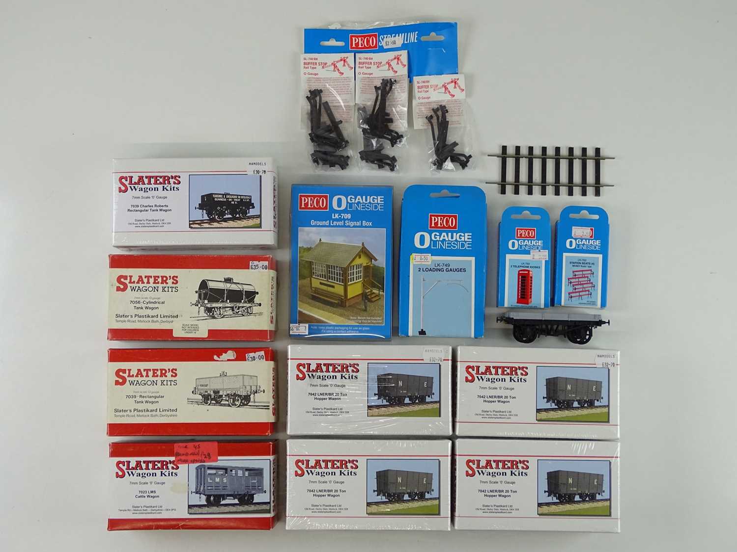 Lot 665 - A group of unbuilt O gauge wagon kits by...