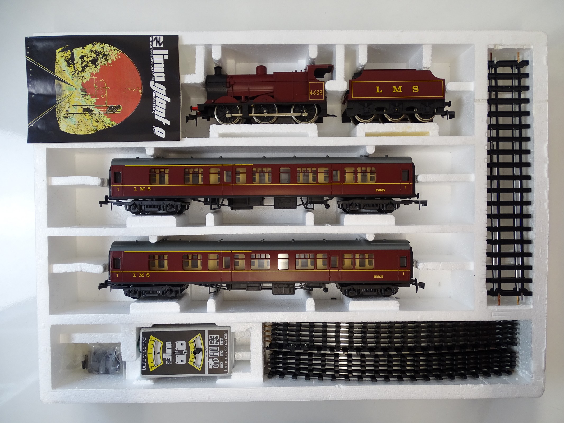 Lot 684 A LIMA O gauge Passenger Train set