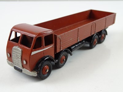 Lot 89 - A DINKY 501 Foden 8-wheel Wagon, 1st style cab...